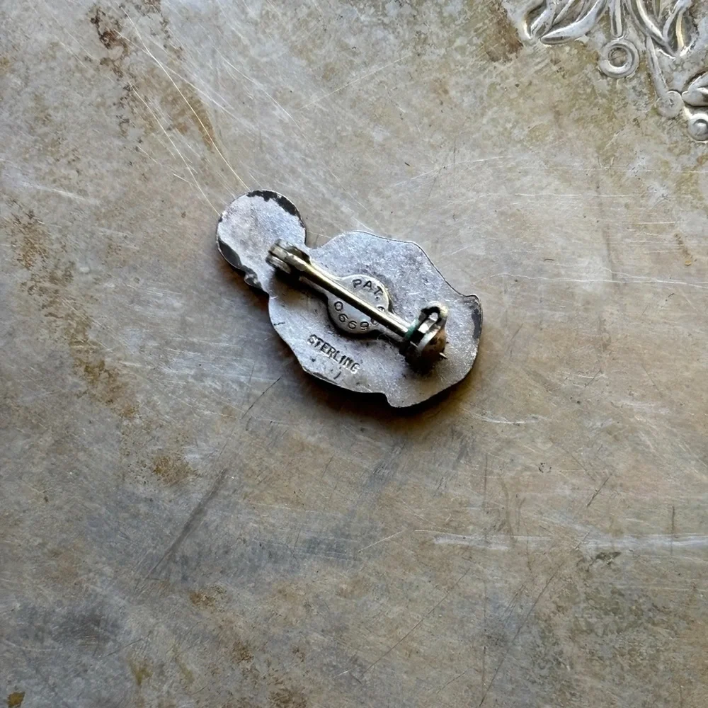 St. Jude Pin - Picture 2 of 3